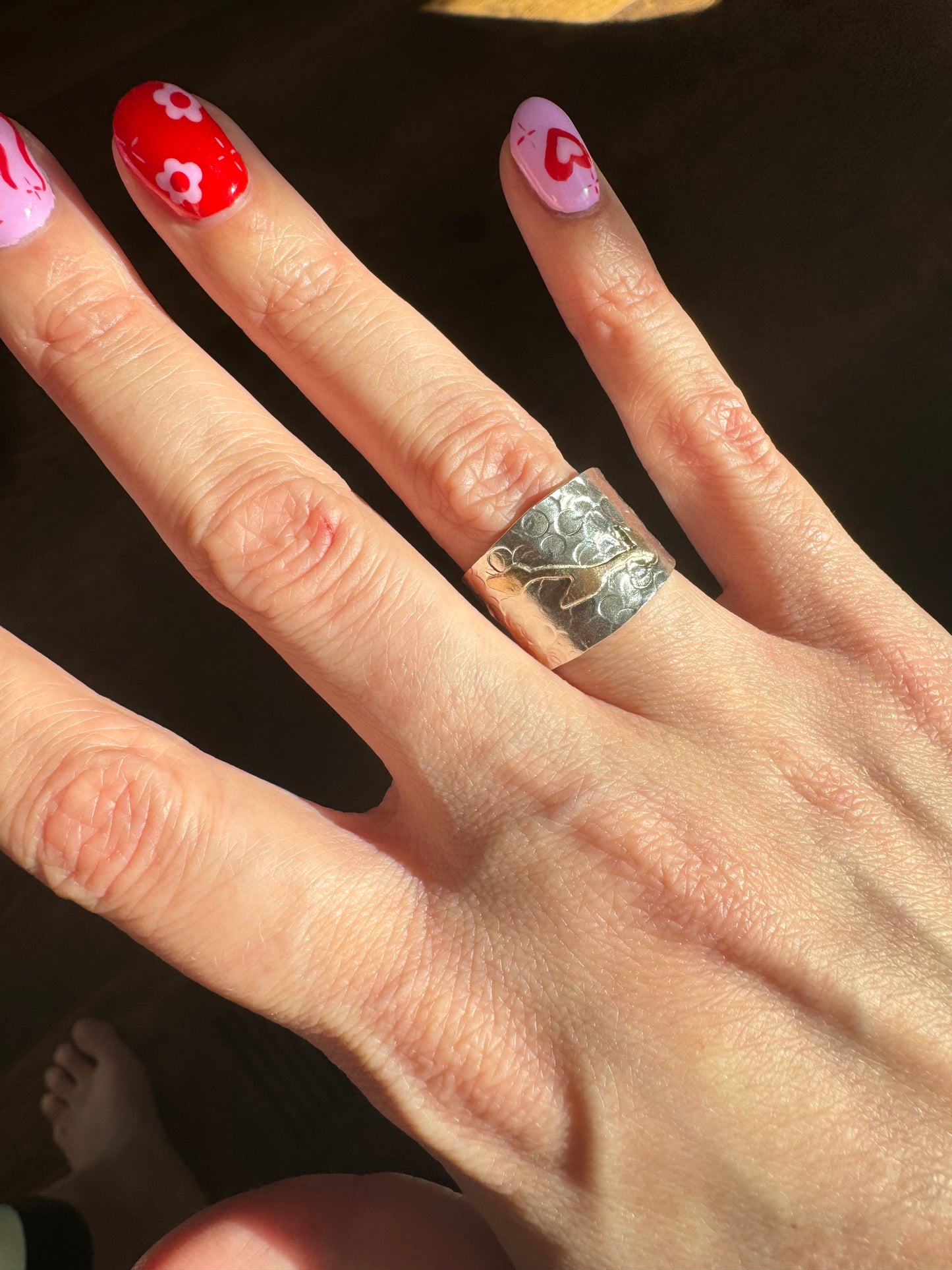 Hammered Silver Band with Vines (6.5/6.75)