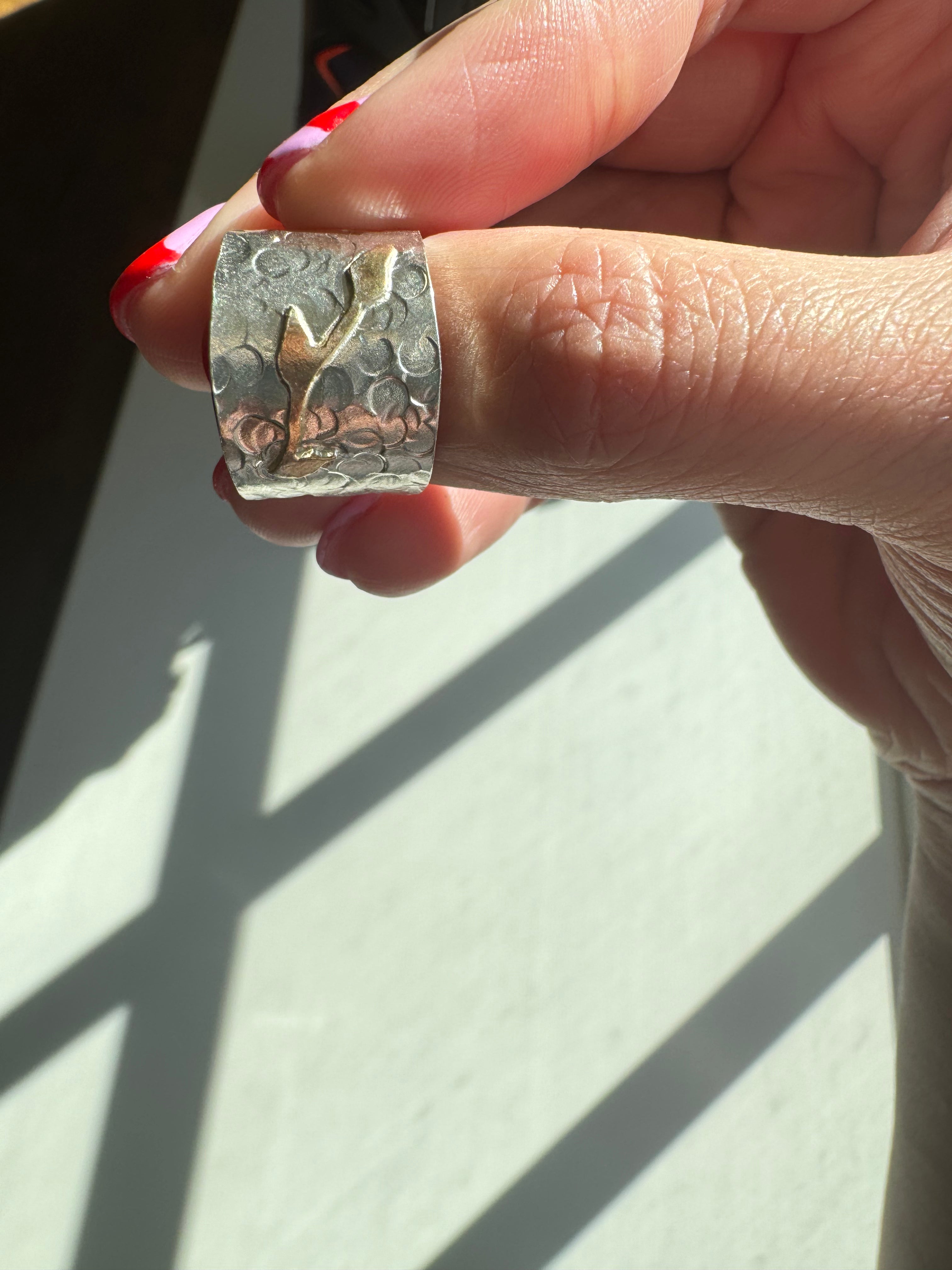 Hammered Silver Band with Vines (6.5/6.75)